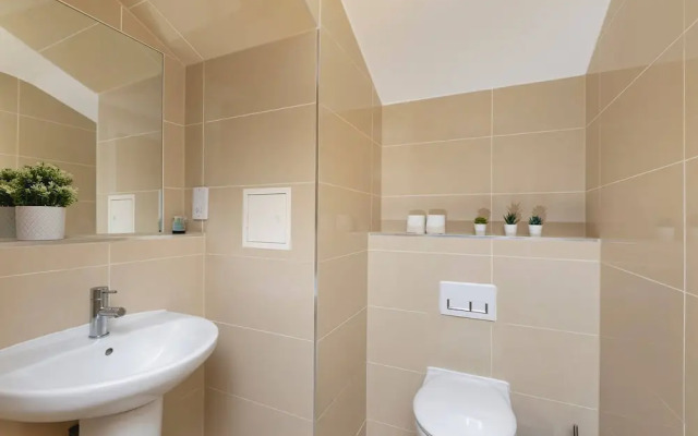 Skyvillion - Huge 4bed Apartment Wbalcony - Parking