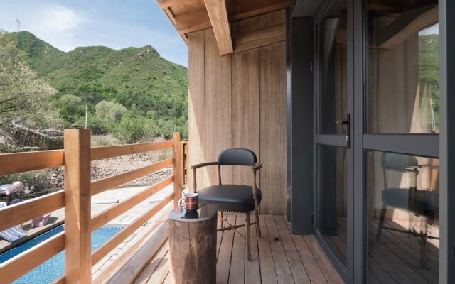 Castle Farmstay Hotel