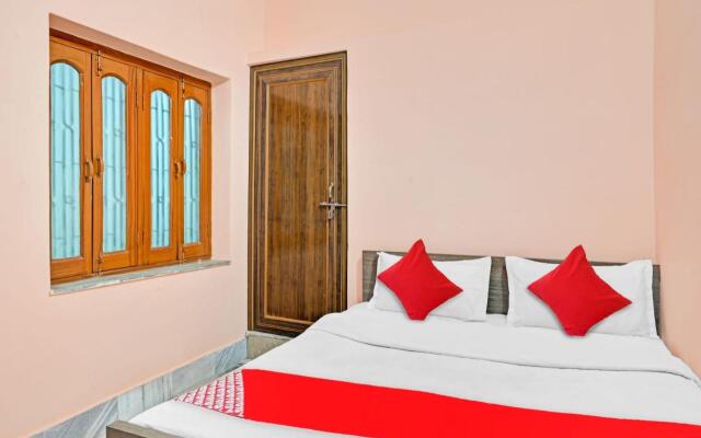 OYO Flagship 80598 Aditya Guest House