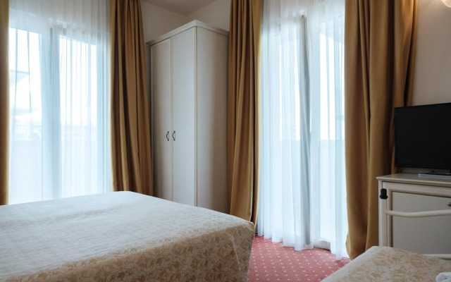 Hotel Alexander