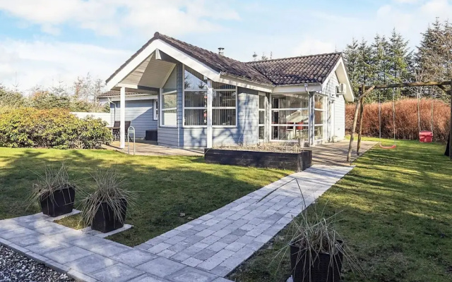 5 Star Holiday Home in Hals
