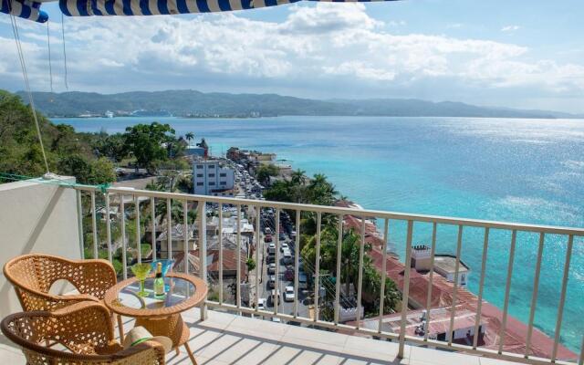 Montego Bay Club Apartments