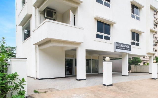 OYO Flagship 67556 Paramount Hotel