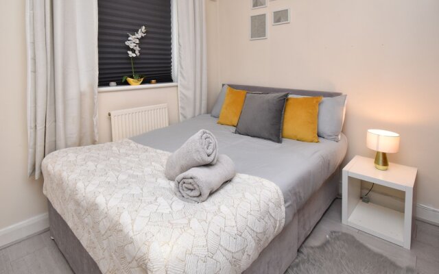 Chique Properties - Forrabury House