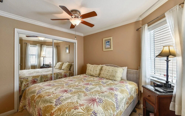 Seascape 1305 1 Bedroom 1 Bathroom Condo