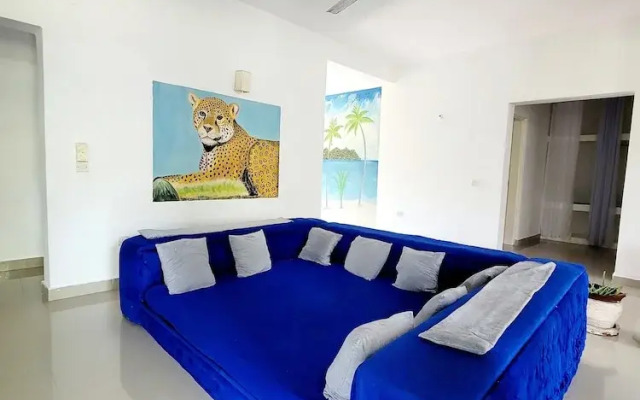 Green Malindi Apartments by RevSerene