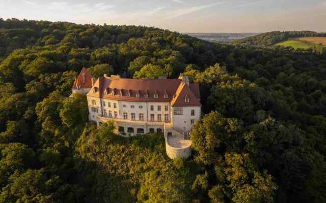Zinar Castle