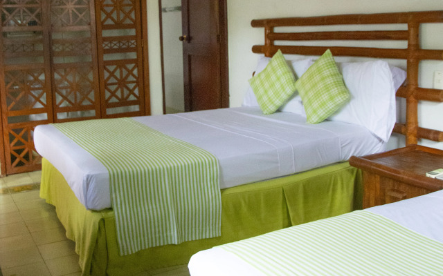 Hotel Girardot Resort by On Vacation