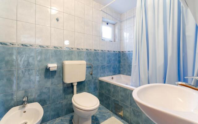 Apartments Anica F in Lopar - island Rab