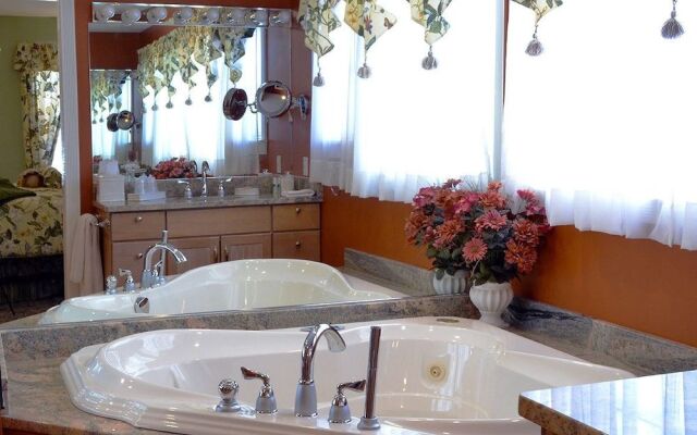 1862 Seasons on Main B&B