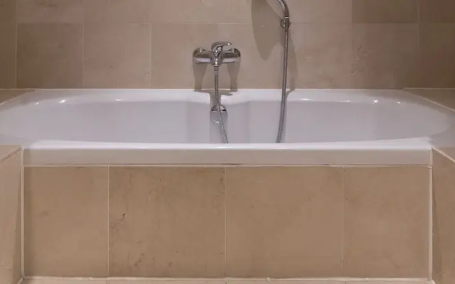 A Place Like Home - Elegant Apartment near Green Park