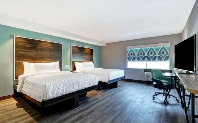 TRU BY Hilton Edmonton Windermere