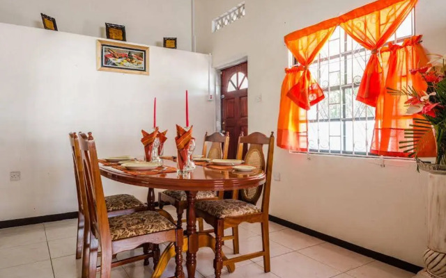 Eco Bay Guesthouse