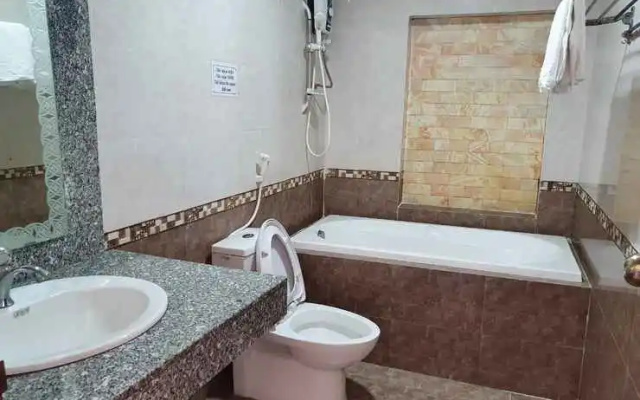 Phuong Dong Hotel Ninh Thuan