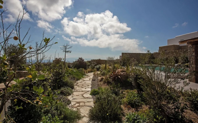 Mykonian Luxury Villa Filyra with Pool