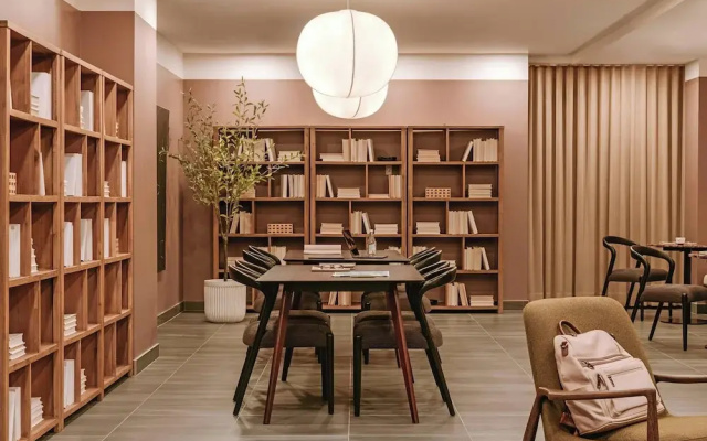 Capital Hill Hotel & Suites