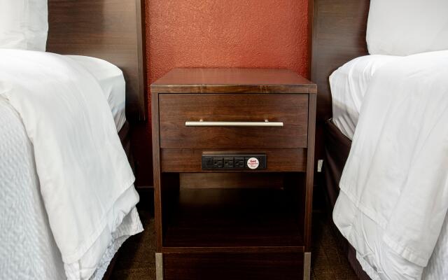 Red Roof Inn PLUS+ Pittsburgh East - Monroeville