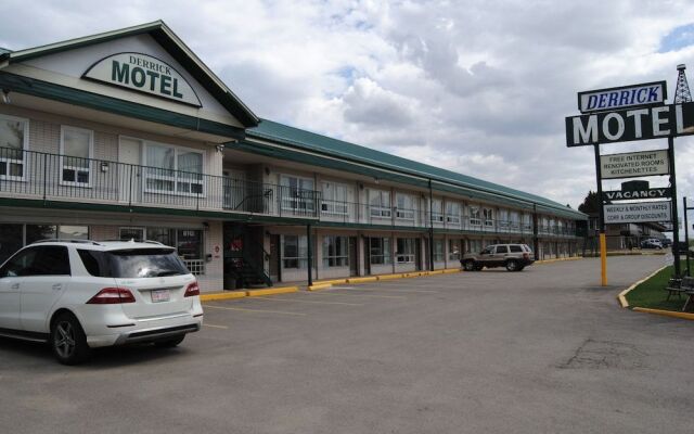 Derrick Motel