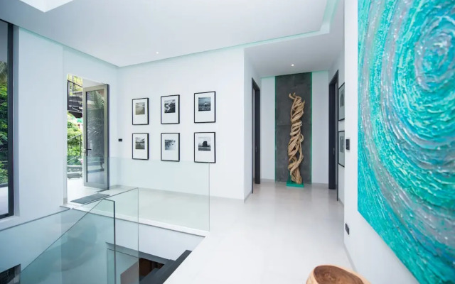 Luxury 5-Bedroom Villa With Games Room In Kata