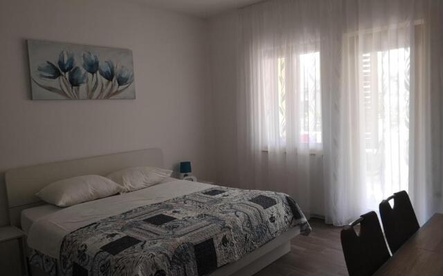 Flowers apartments Medulin, Fucane 1A