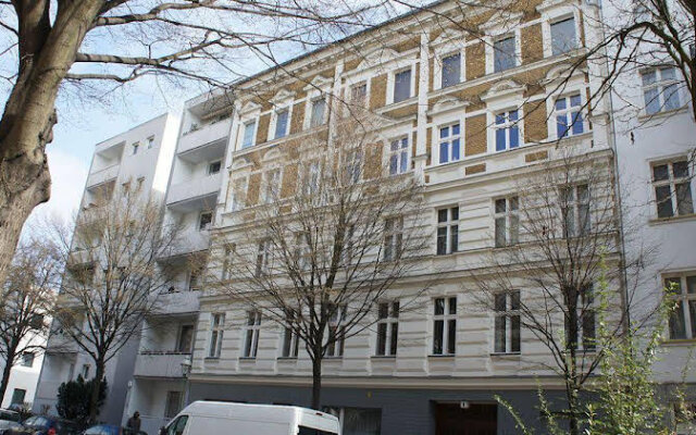 2-Room Apartment Emdener Strasse