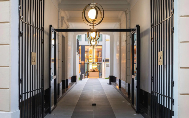 Hotel Yac Paris Clichy, A Member Of Radisson Individuals