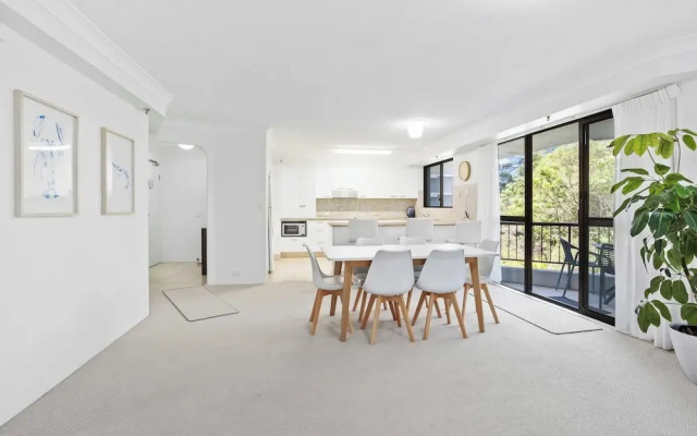 Tranquil 2 Bedroom on Burleigh Headland