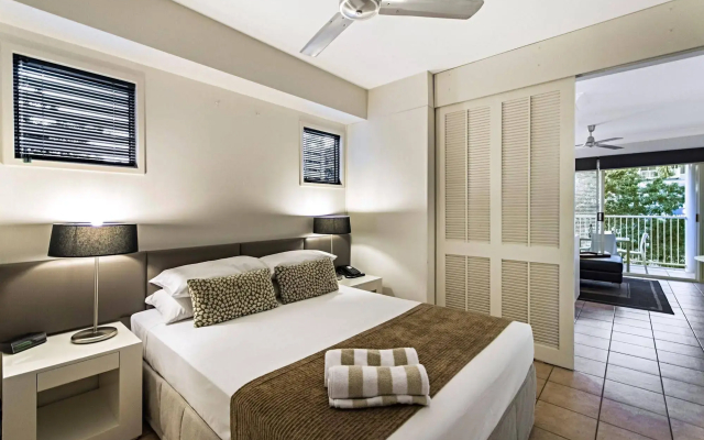 Port Douglas Apartments - Adults Only Oasis