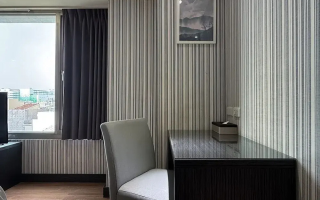 ElEnce Hotel