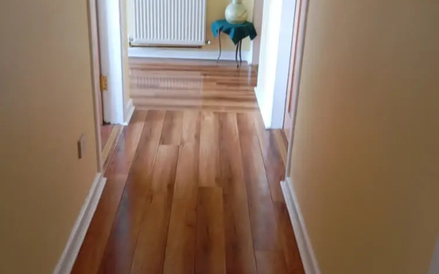 Room in Apartment - 1 Bedroom In A Homely Home With A Lovely Farm