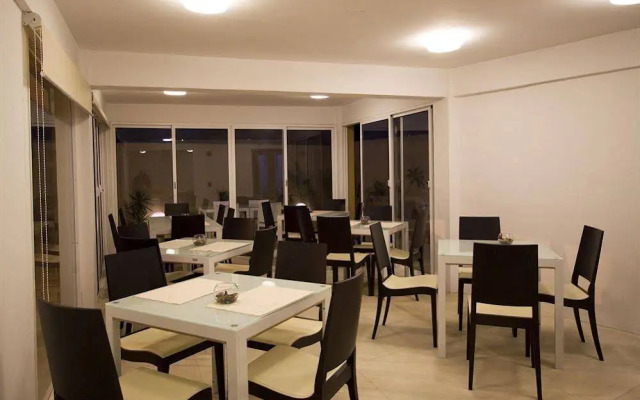Posada Libert Hotel