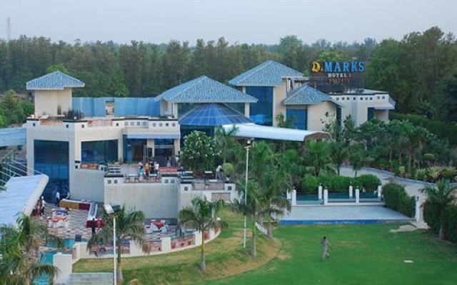 Dee Marks Hotel and Resorts