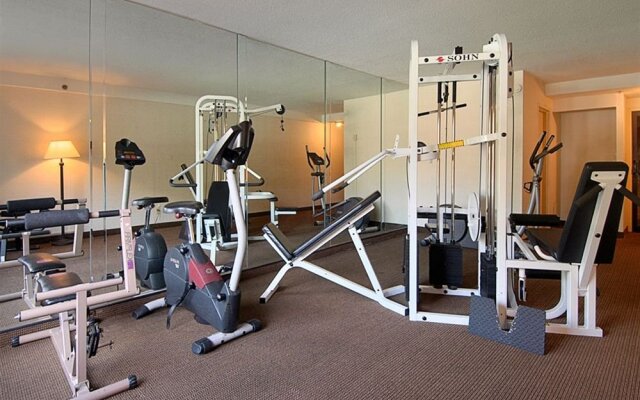 Wynnwood Plaza Hotel