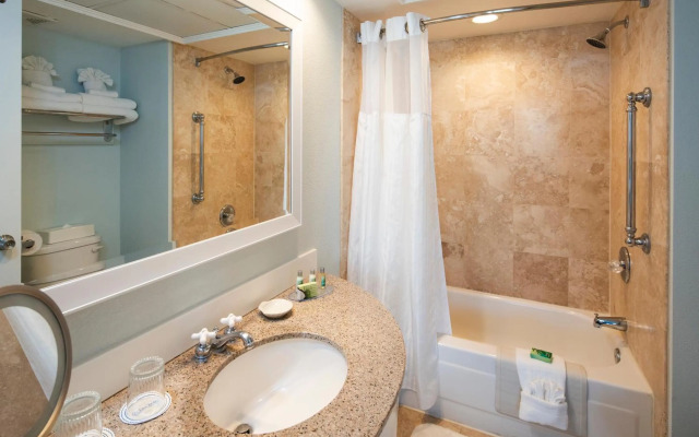 Island Grand at TradeWinds