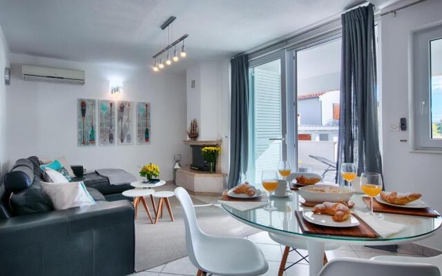Seafront Suites Maja