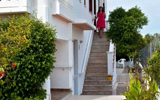 Captain Michalis Apartments