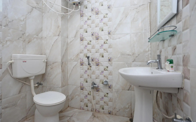 OYO 5051 Silicon Residency