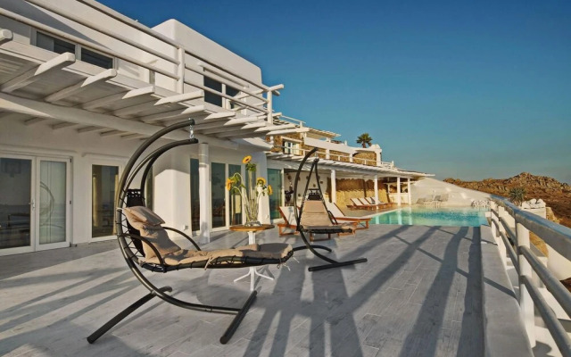 Luxury Key Mykonos 8 Bed Villa Golden Sun Kastro