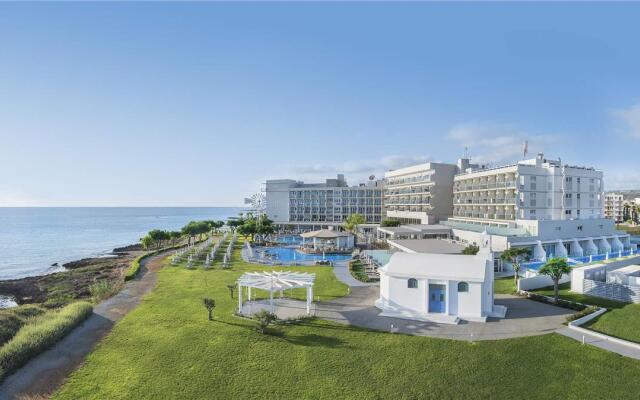 Pernera Beach Hotel