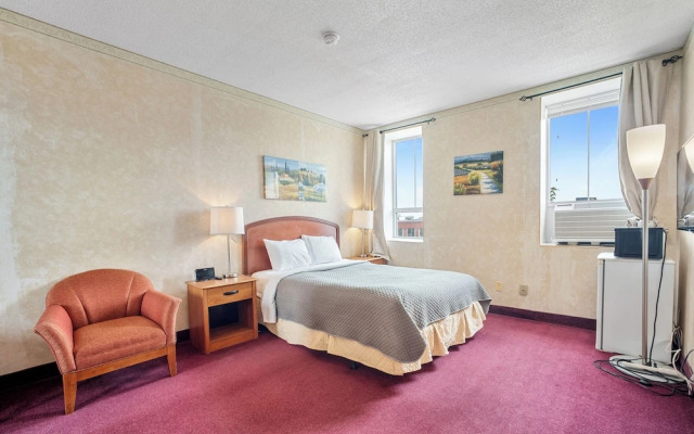 Royal Inn and Suites at Guelph