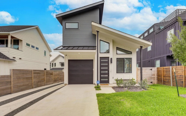 Modern Austin Retreat w/ Heated Cowboy Pool!