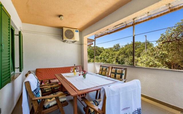 Awesome Home in Potocnica With Wifi and 2 Bedrooms