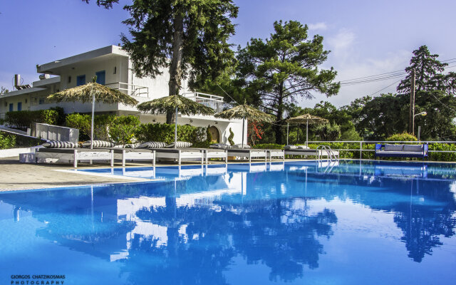 Trees Art Boutique Hotel
