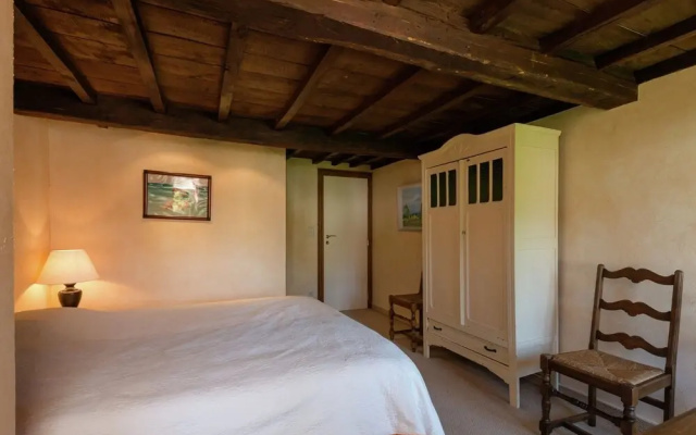 Cozy Holiday House near La Roche