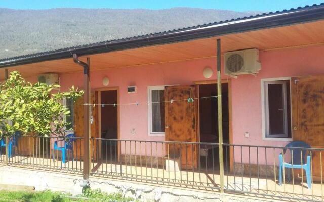 Guest House U Aidy