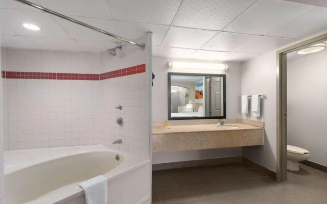 Days Inn Clarksville North