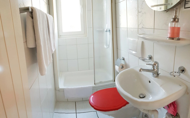 Adventure Guesthouse