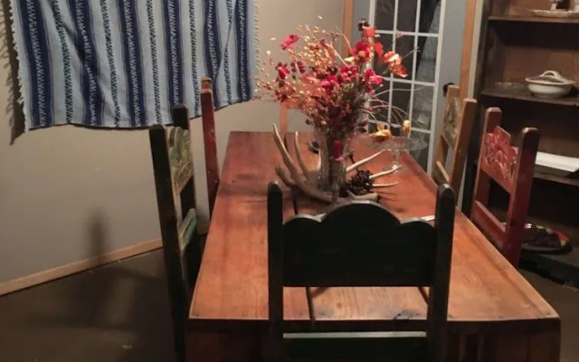 The Lodge at Lazy Bear Retreat