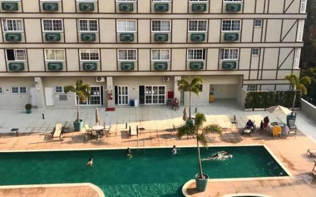 Live Suites Itaipava