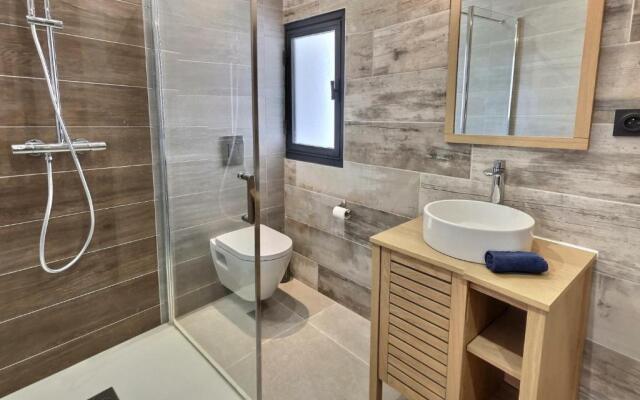 Studio tout confort, terrasse, calme Moustiers #7